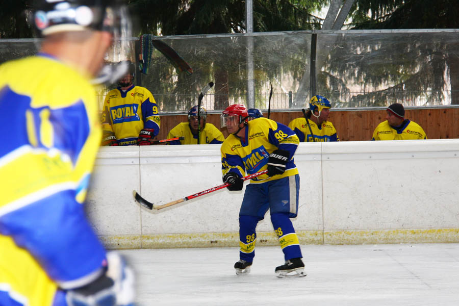 2010_11_21_Eishockey_025