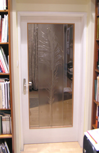 Reliefglas-T&uuml;rscheibe mit seitlichen Klarglasstreifen